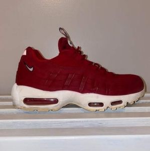 👟 Nike Air Max 95 Pull Tab Red / Size 9 • Gently worn • Missing Inner Shoe Pads